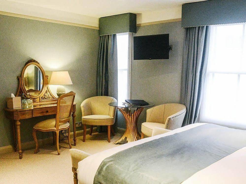 Bull Hotel By Greene King Inns Лонґ-Мелфорд Екстер'єр фото